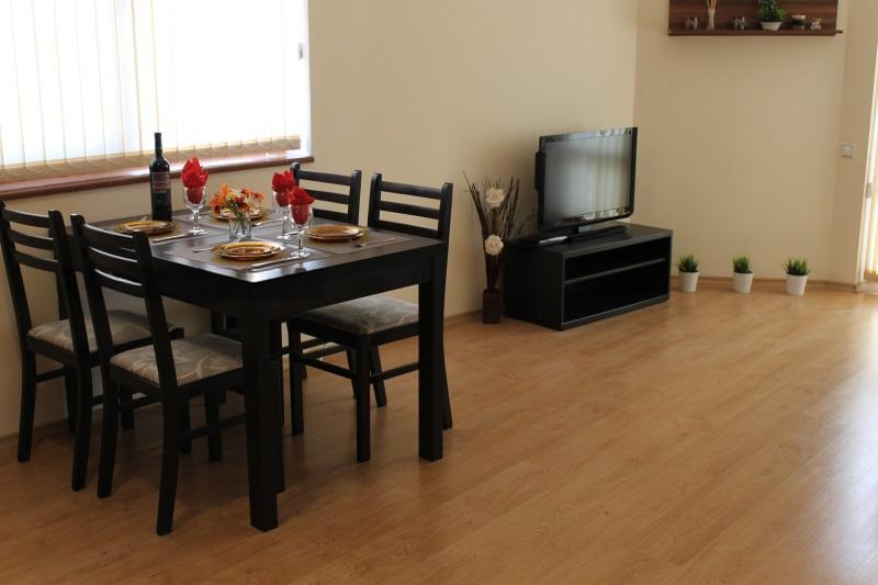 Zu vermieten  1 Schlafzimmer Plowdiw , Zentar , 75 qm | 96553153 - Bild [3]