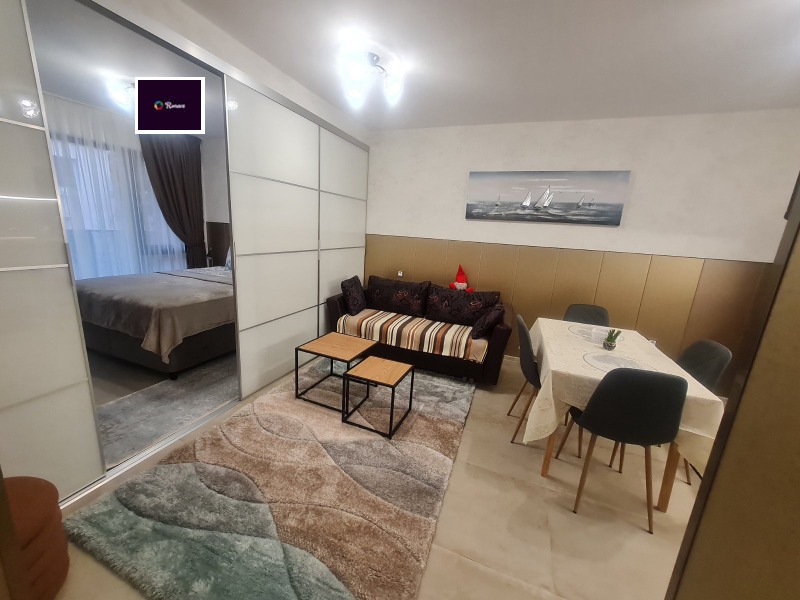 Издаје се  1 спаваћа соба Варна , Центар , 45 м2 | 67033577 - слика [3]