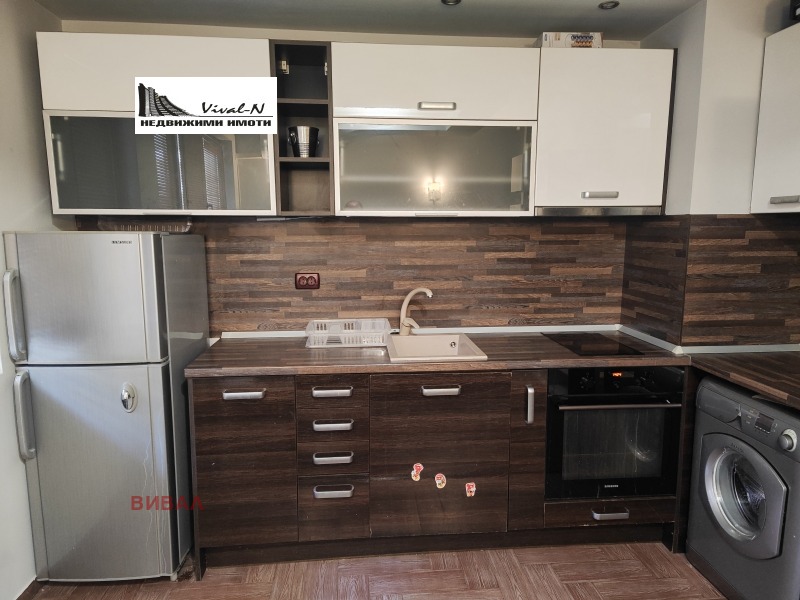 Издаје се  2 спаваће собе Софија , Манастирски ливади , 80 м2 | 50811532