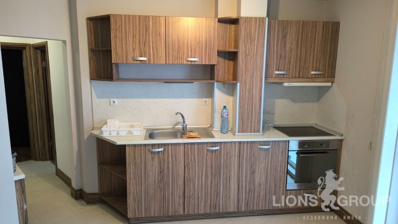 Издаје се  3 спаваће собе Варна , Христо Ботев , 120 м2 | 53168005