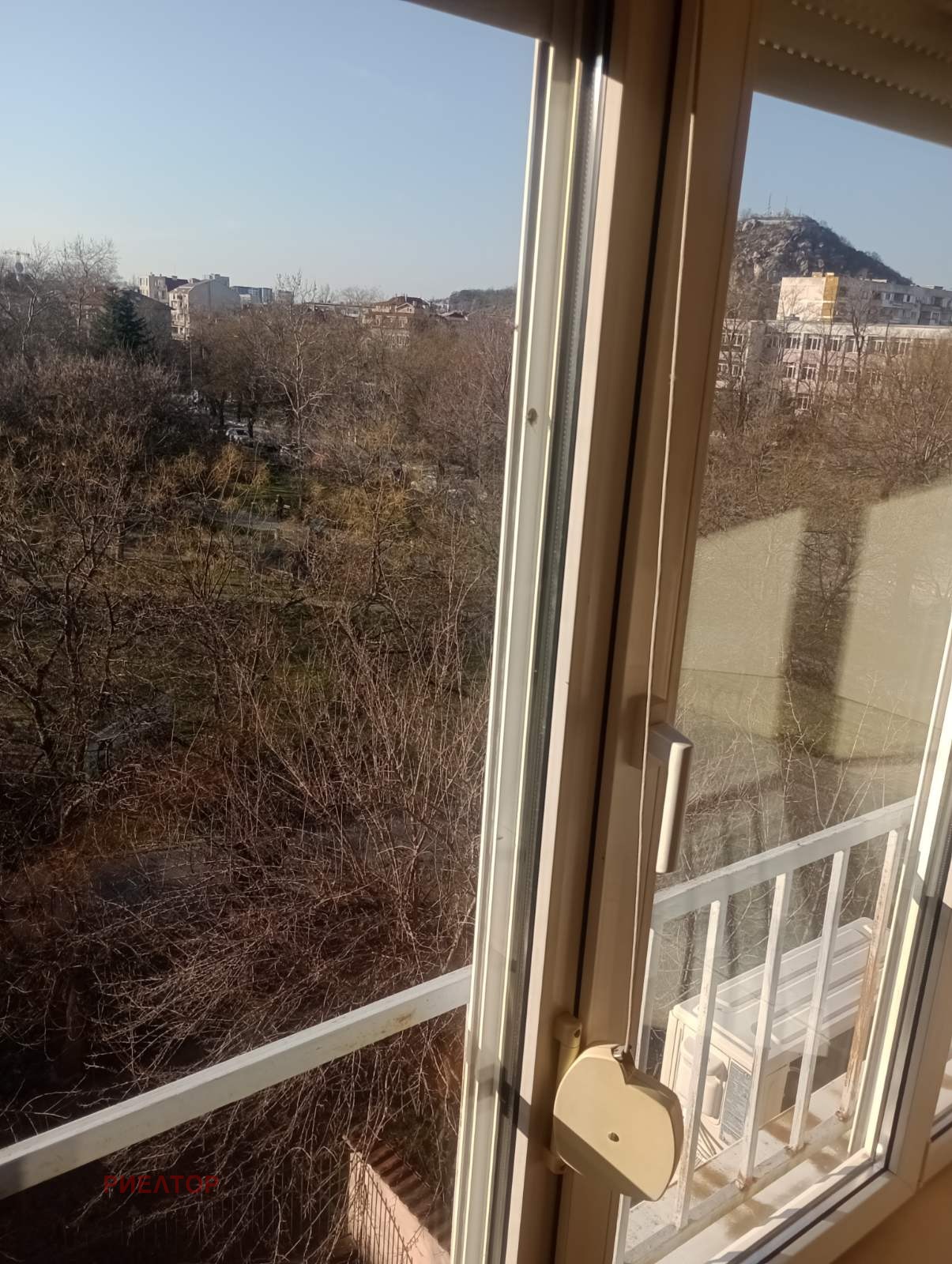 Дава под наем 2-СТАЕН, гр. Пловдив, Кючук Париж, снимка 4 - Апартаменти - 53723449