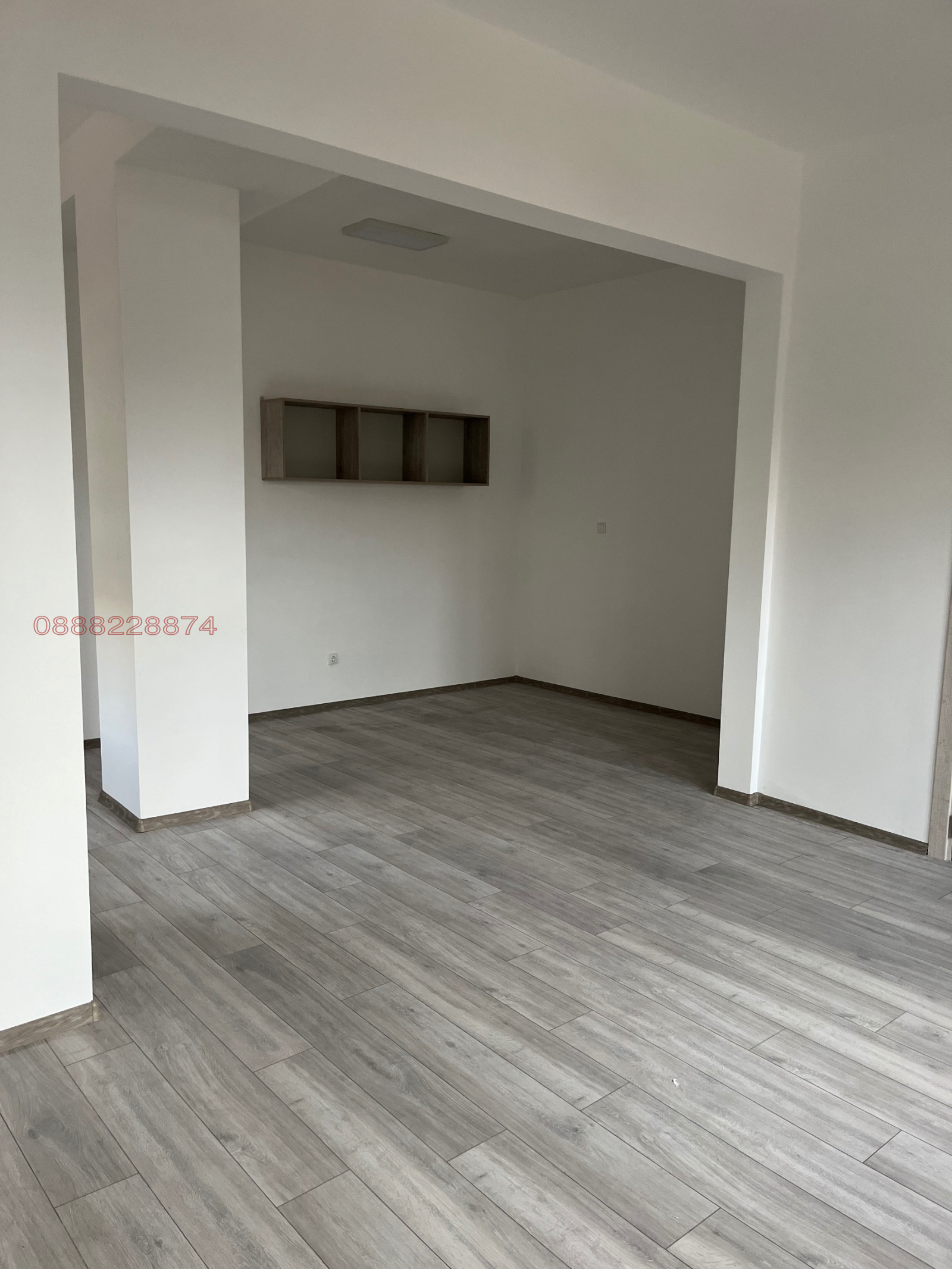 Дава под наем ОФИС, гр. Карлово, област Пловдив, снимка 4 - Офиси - 53929126