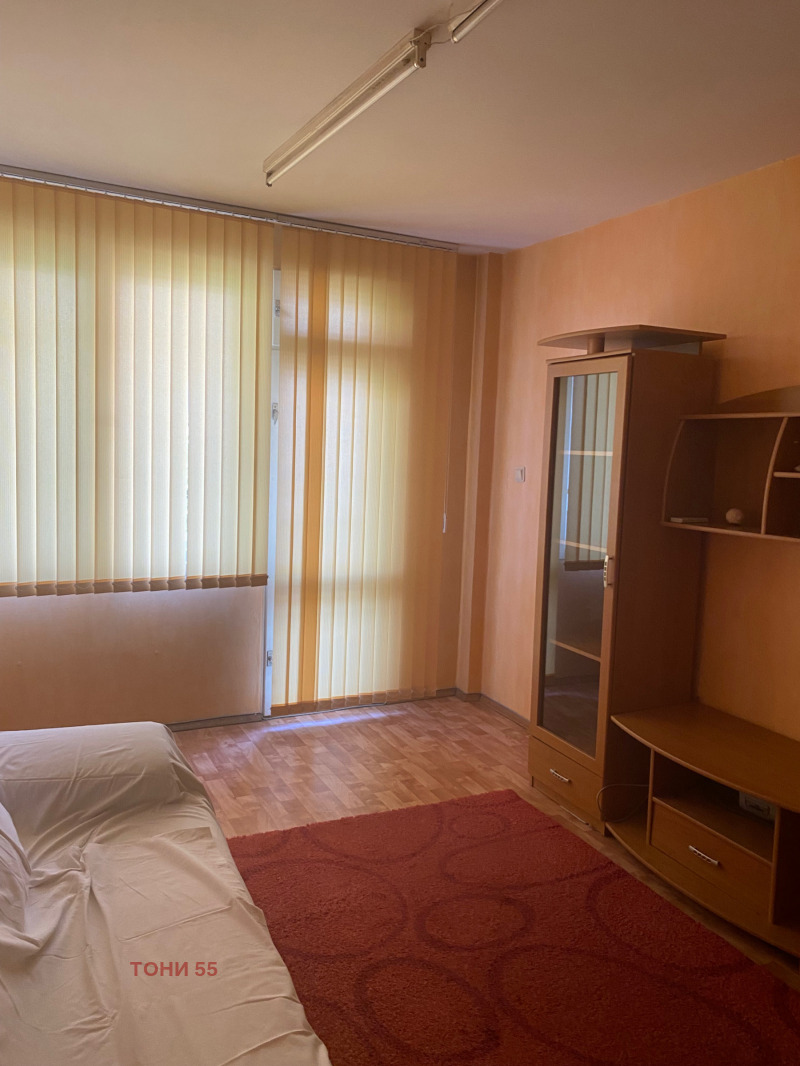 Дава под Наем 1-СТАЕН в град Русе, Център - 45 кв.м / 300 € » 586.75 лв., ТОНИ 55