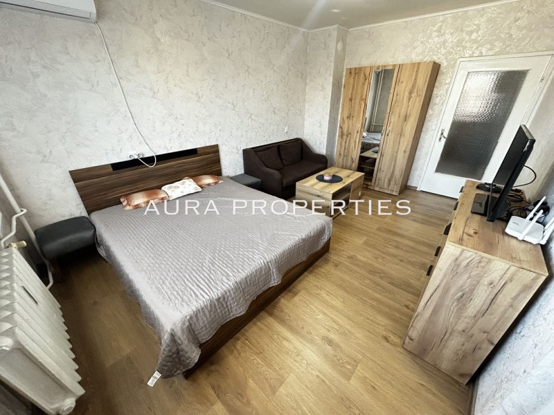 Дава под Наем 1-СТАЕН в град Разград, Освобождение - 40 кв.м / 205 € » 400.95 лв., ЕВОЛЮТ - ХП