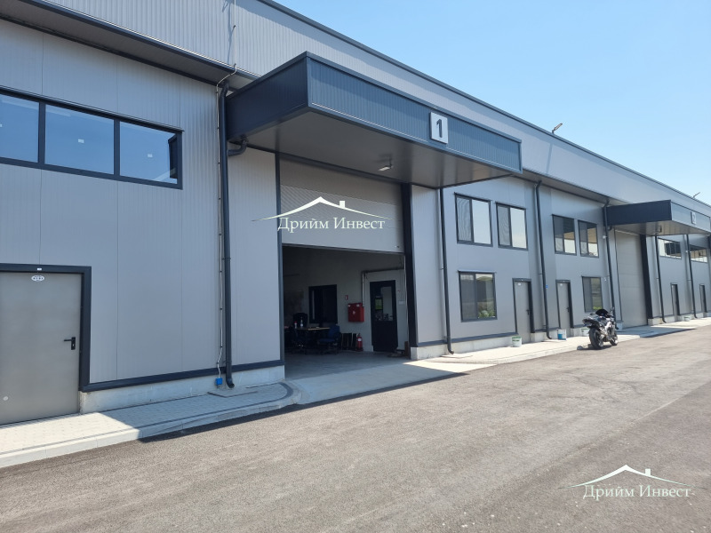 Дава под Наем СКЛАД в град Пловдив, Индустриална зона - Север - 485 кв.м / 2 425 € » 4 742.89 лв., ДРИЙМ ИНВЕСТ