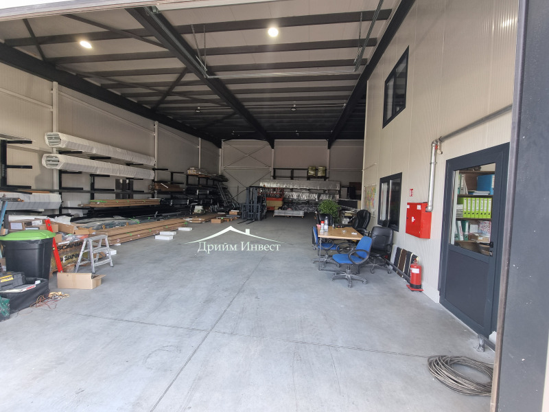 Da affittare  Magazzinaggio Plovdiv , Industrialna zona - Sever , 500 mq | 84076299 - Immagine [3]