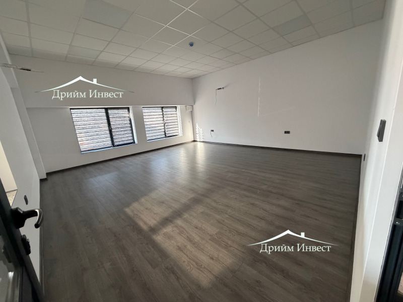 Дава под наем СКЛАД, гр. Пловдив, Индустриална зона - Север, снимка 3 - Складове - 51115131