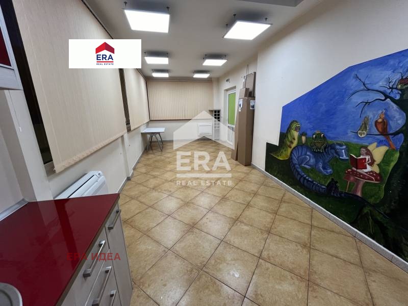 Дава под нем  Офис, град София, Лагера •  600 EUR • ID 27050810 — holmes.bg - [1] 