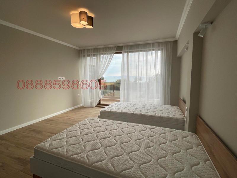 Дава под наем КЪЩА, гр. Бургас, Сарафово, снимка 13 - Къщи - 52785878