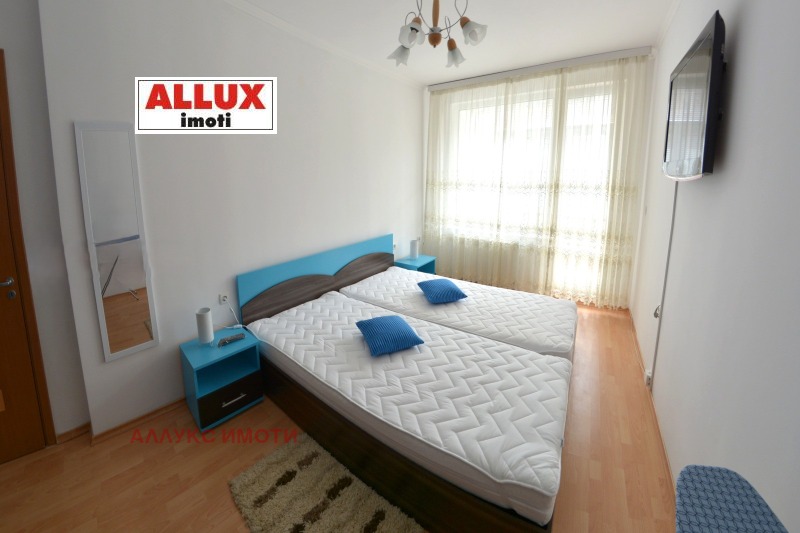 Zu vermieten  2 Schlafzimmer Ruse , Zentar , 103 qm | 77976309 - Bild [4]