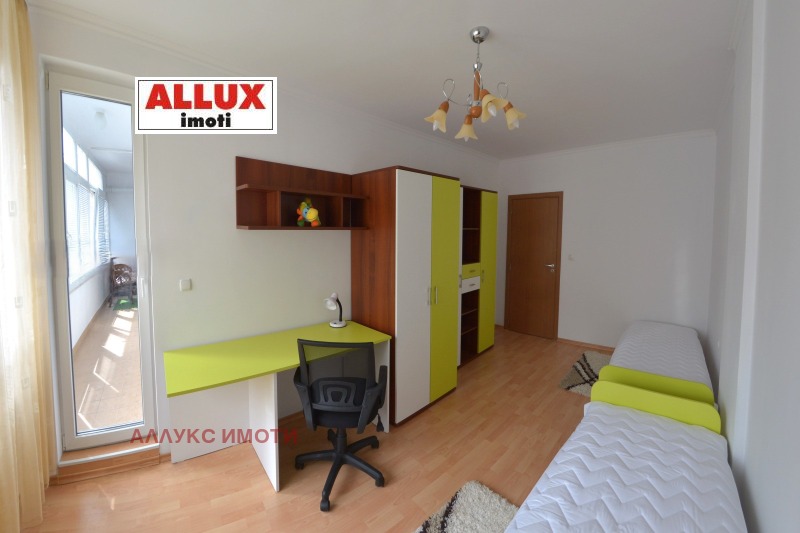 Zu vermieten  2 Schlafzimmer Ruse , Zentar , 103 qm | 77976309 - Bild [7]