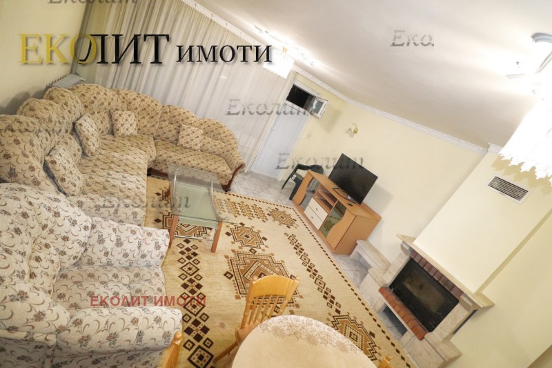 Zu vermieten  3 Schlafzimmer Sofia , Dianabad , 160 qm | 95781968
