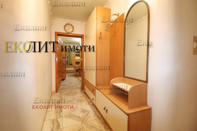 Zu vermieten  3 Schlafzimmer Sofia , Dianabad , 160 qm | 95781968 - Bild [2]