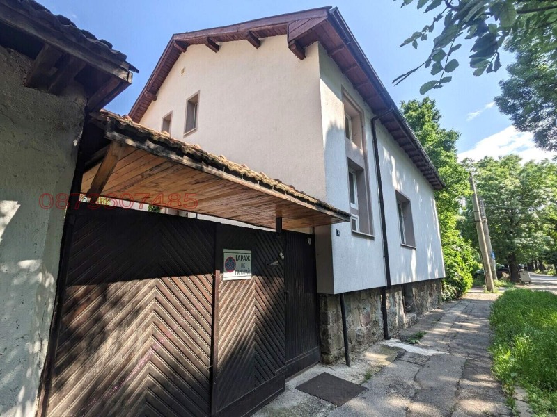 Издаје се  Кућа Софија , Хаджи Димитар , 200 м2 | 81325621