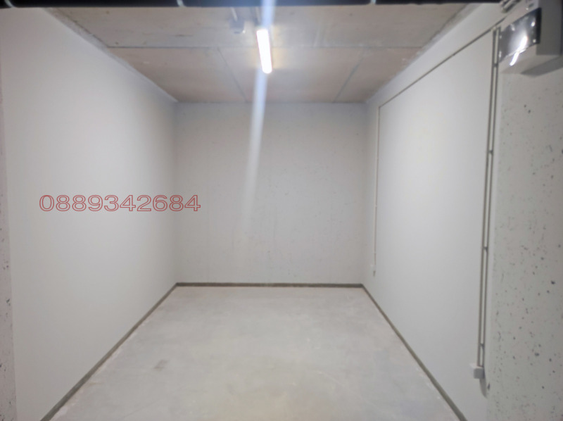 Дава под наем ГАРАЖ, ПАРКОМЯСТО, гр. София, Подуяне, снимка 3 - Гаражи и паркоместа - 53228668