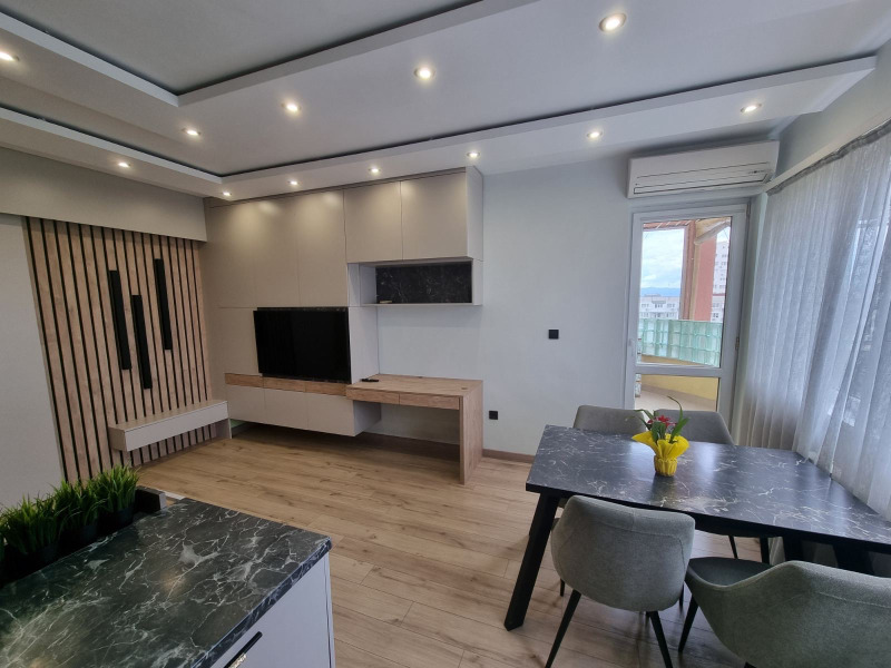 Vuokrattavana  2 makuuhuonetta Sofia , Ljulin - tsentar , 105 neliömetriä | 72938134 - kuva [3]