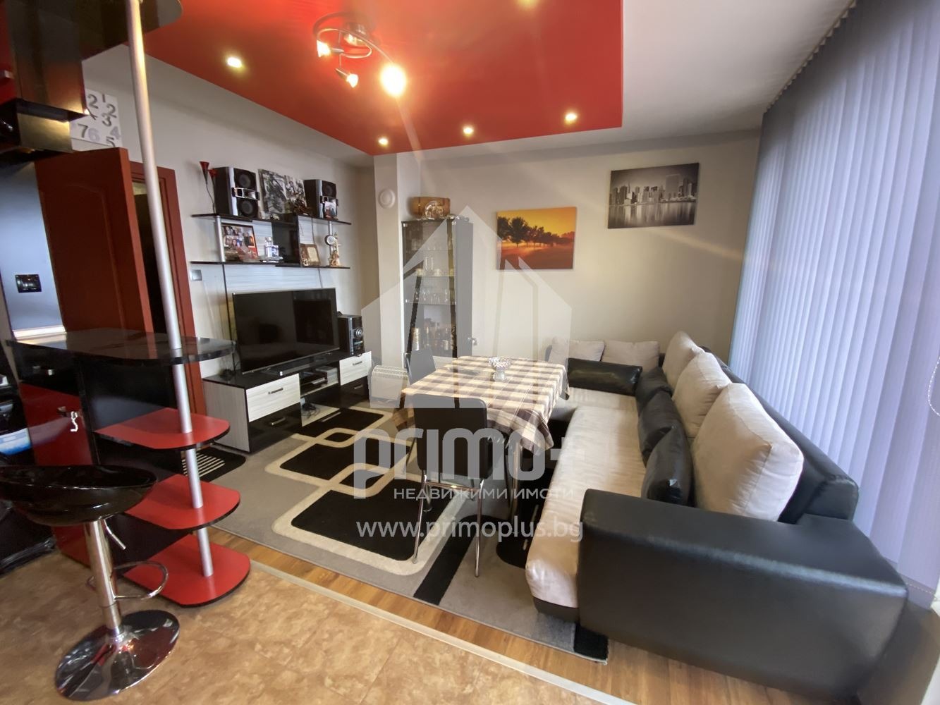 Дава под наем 3-СТАЕН, гр. Велико Търново, Център, снимка 2 - Апартаменти - 53718351