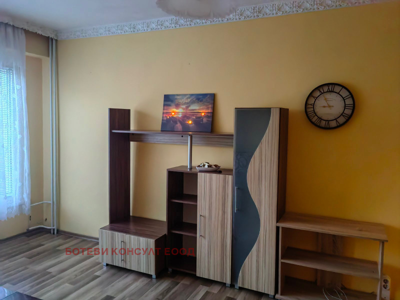 Do wynajęcia  Studio Sofia , Ljulin 4 , 48 mkw | 15235879 - obraz [3]