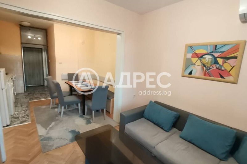 Издаје се  2 спаваће собе Софија , Западен парк , 60 м2 | 45425305