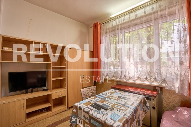 Te huur  Studio Plovdiv , Tsentar , 30 m² | 48423765 - afbeelding [3]