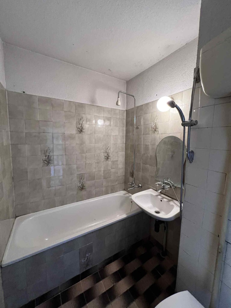 Zu vermieten  1 Schlafzimmer Sofia , Banischora , 68 qm | 47753410 - Bild [5]