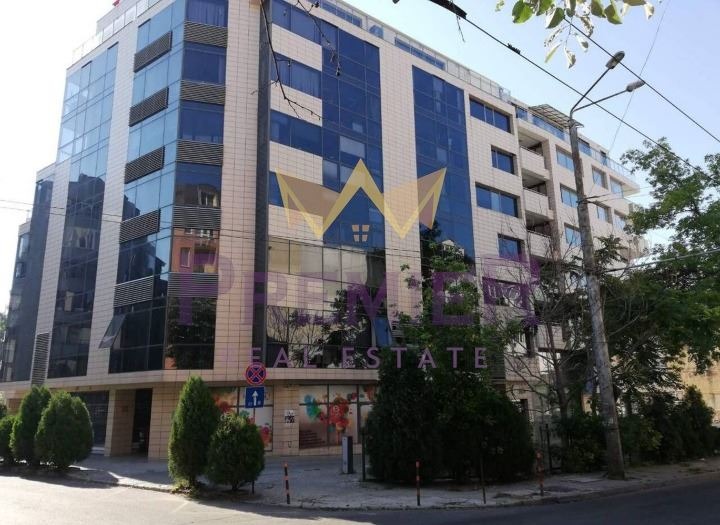 Da affittare  2 camere da letto Varna , Tsentar , 160 mq | 28954667 - Immagine [17]