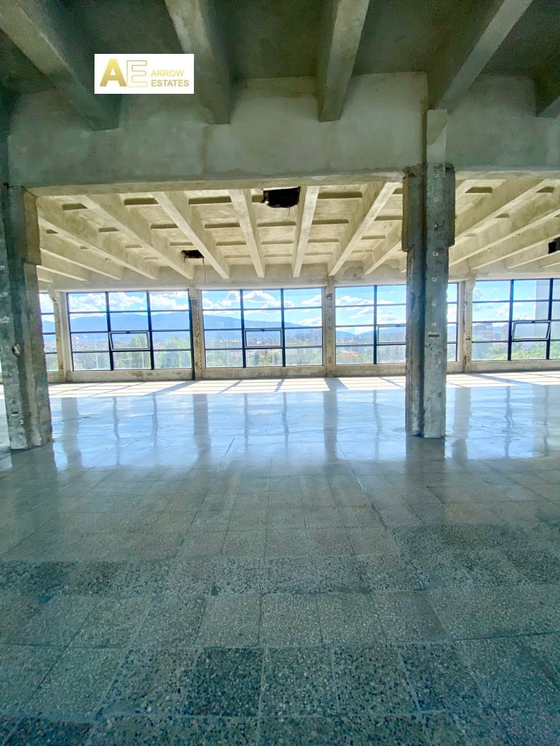Do wynajęcia  Składowanie Sofia , Centar , 1310 mkw | 92132776 - obraz [4]