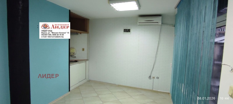 Дава под наем ОФИС, гр. Варна, Колхозен пазар, снимка 4 - Офиси - 53243853