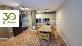 3-стаен град Варна, Операта 1