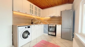 ЕТАЖ ОТ КЪЩА, 130 m2