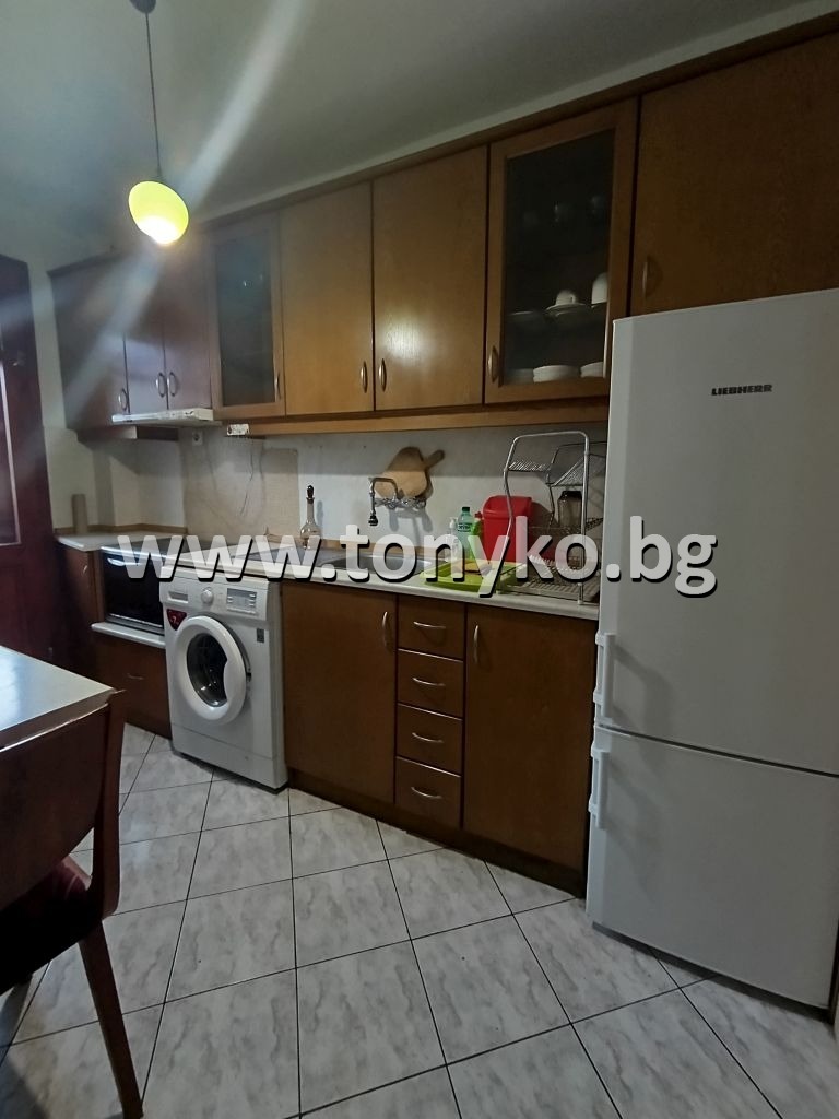 De inchiriat  1 dormitor Plovdiv , Cârșiiaca , 72 mp | 11713595