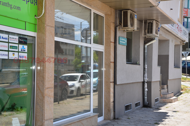 Дава под наем  Офис град Плевен , Идеален център , 20 кв.м | 40792331 - изображение [2]