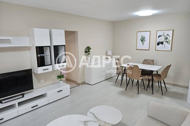 Издаје се  2 спаваће собе Софија , Центар , 90 м2 | 88586342 - слика [2]