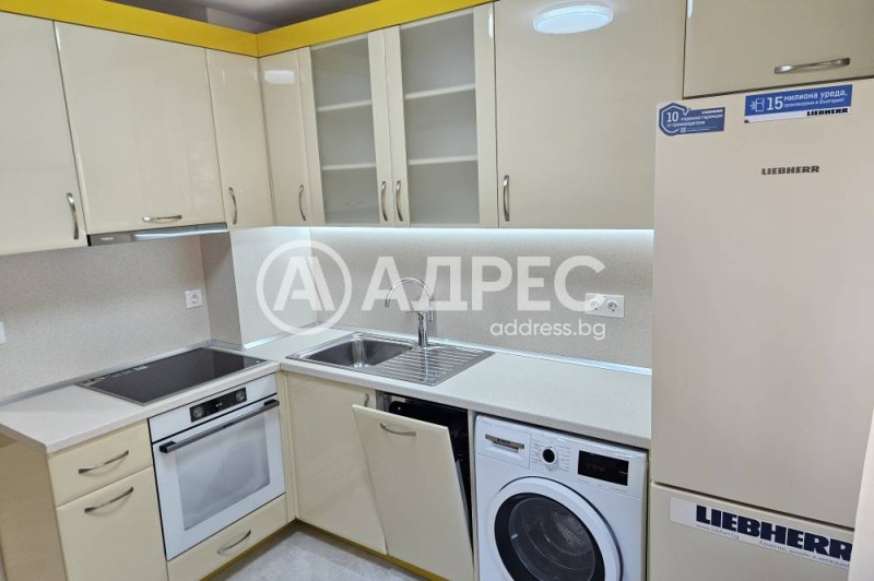 Издаје се  2 спаваће собе Софија , Центар , 90 м2 | 88586342 - слика [6]