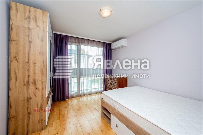 För uthyrning  3 sovrum Sofia , Razsadnika , 170 kvm | 47129388 - bild [7]