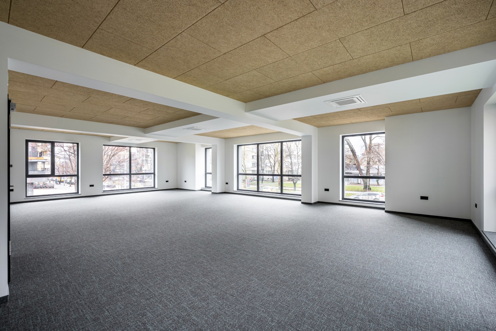 Дава под наем БИЗНЕС ИМОТ, гр. Пловдив, Център, снимка 7 - Други - 53648255