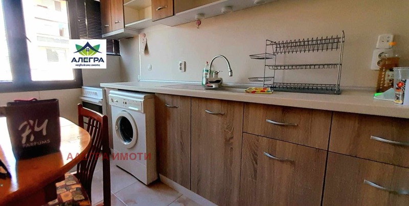 Издаје се  1 спаваћа соба Пазарджик , Центар , 64 м2 | 16785842 - слика [4]