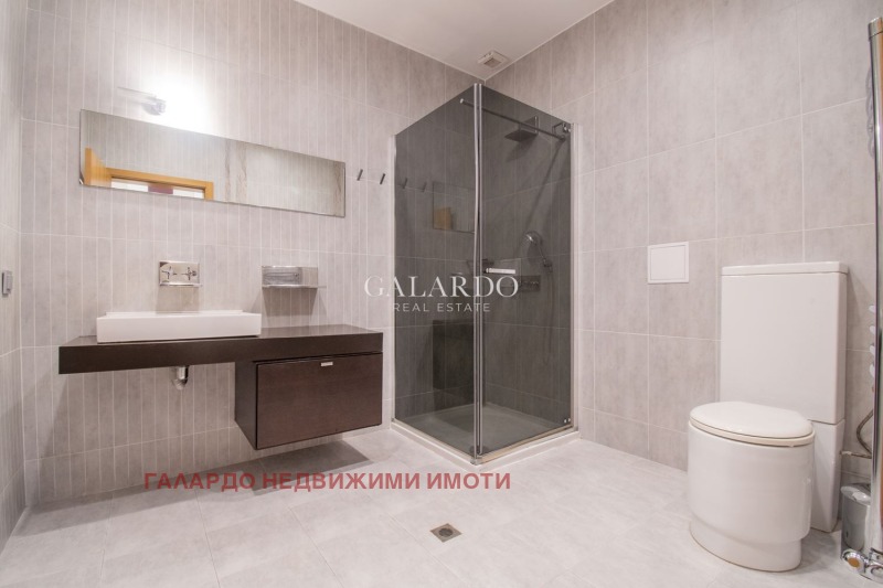 Дава под наем  4-стаен град София , Център , 230 кв.м | 54765987 - изображение [13]