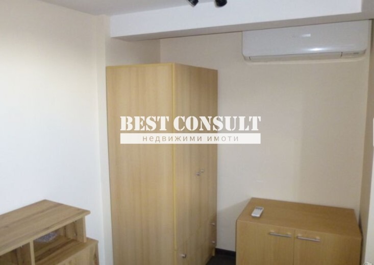 Дава под наем АТЕЛИЕ, ТАВАН, гр. Русе, Център, снимка 8 - Апартаменти - 53228324