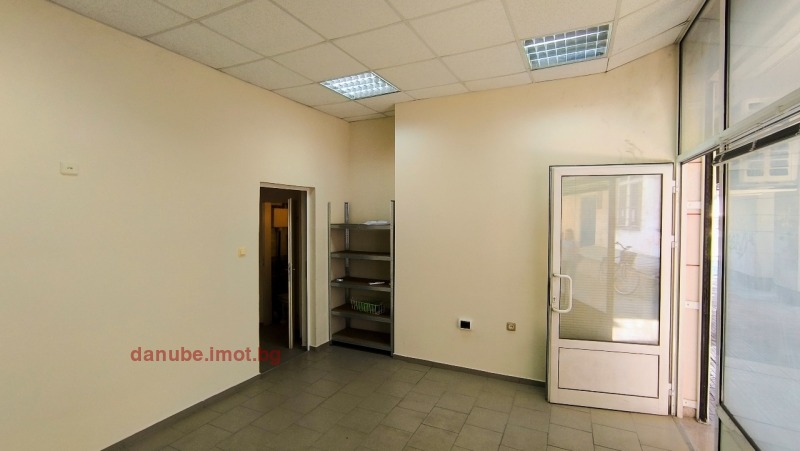 Do wynajęcia  Sklep Ruse , Centar , 20 mkw | 79267304