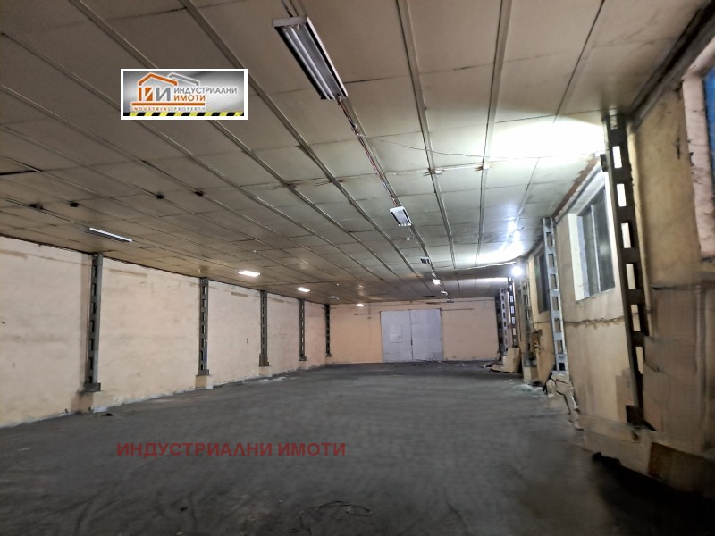 Til leje  Opbevaring Plovdiv , Industrialna zona - Sever , 1040 kvm | 35039193
