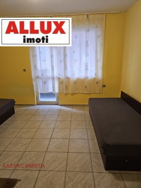 ���� ��� ���� 3-����� | Imot.bg � ����� ������ 5