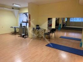 ЗАВЕДЕНИЕ, 130 m2