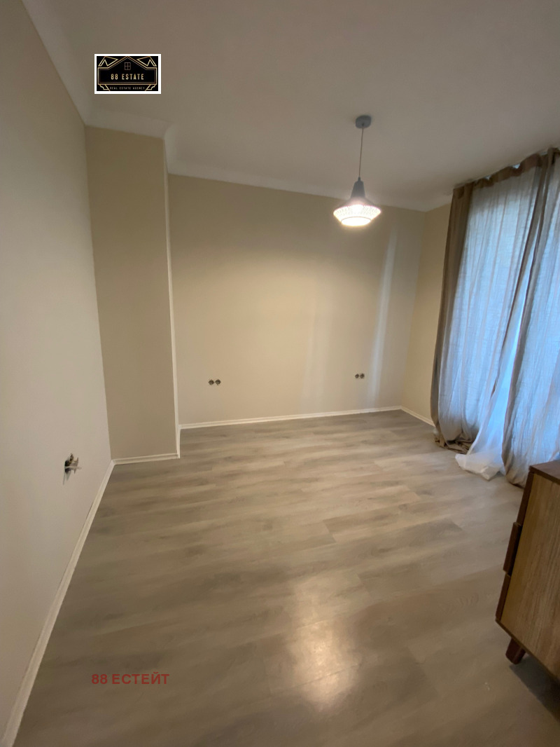 K pronájmu  2 ložnice Sofia , Manastirski livadi , 180 m2 | 24135476 - obraz [6]