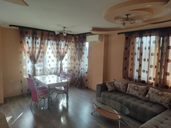 Дава под нем  3-стаен, град Пловдив, Южен •  425 EUR • ID 60207938 — holmes.bg - [1] 