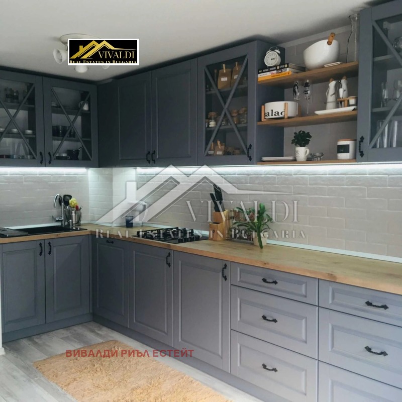 Дава под наем 3-СТАЕН, гр. Варна, Спортна зала