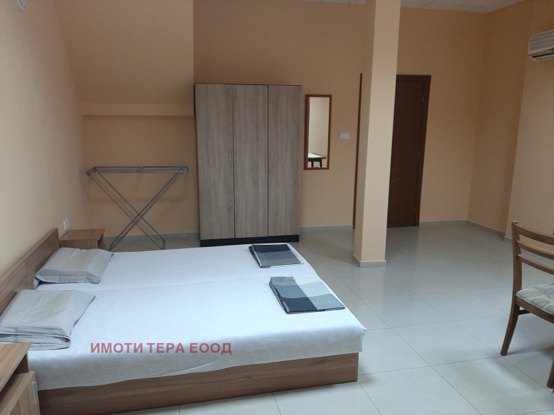 Дава под наем КЪЩА, гр. Варна, Център, снимка 10 - Къщи - 53469073