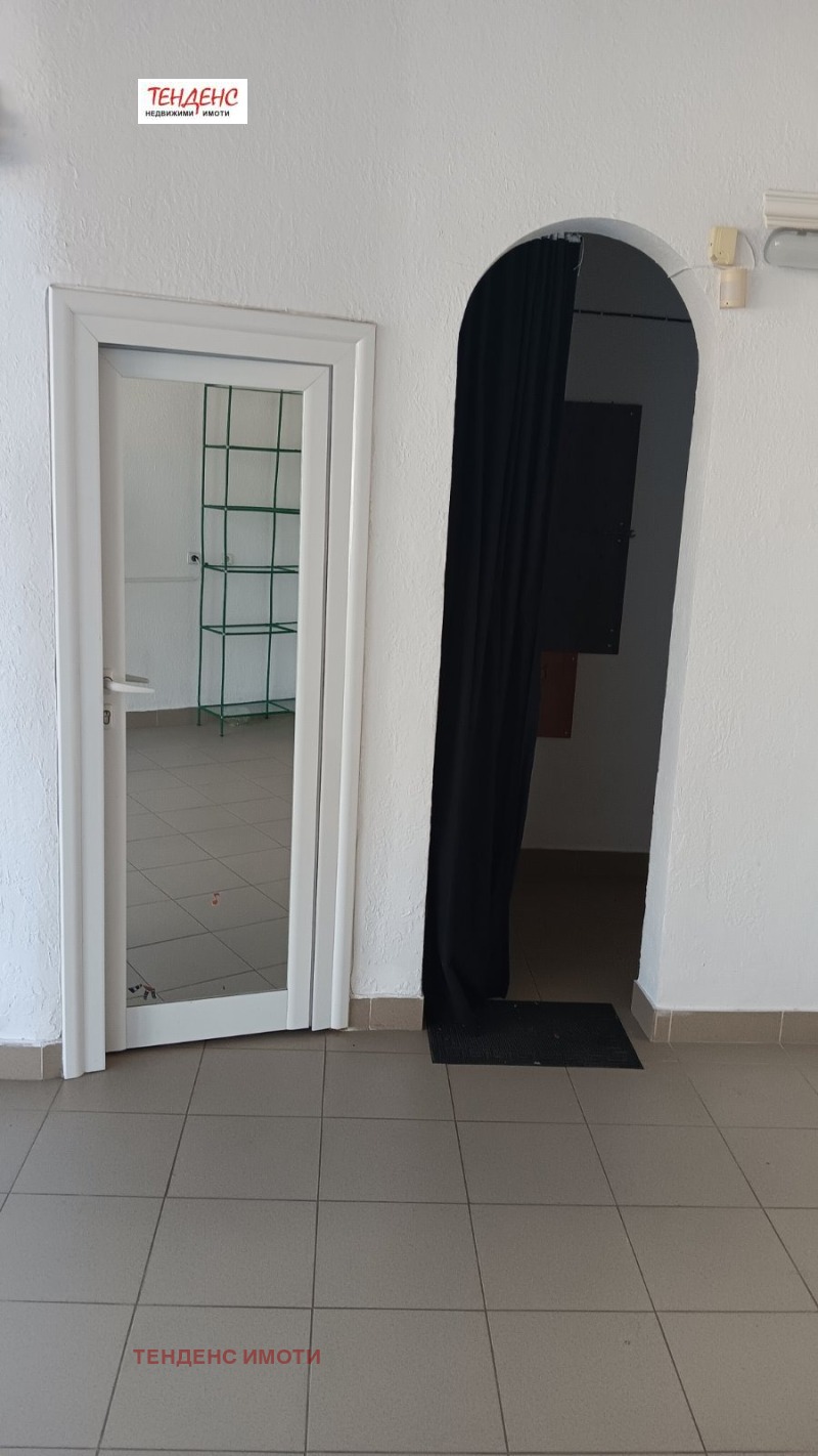 Дава под наем МАГАЗИН, гр. Кърджали, Център, снимка 2 - Магазини - 53167946