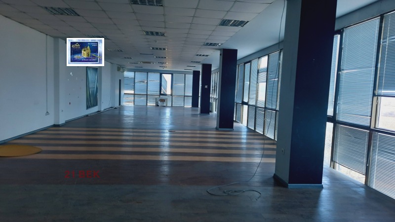 Дава под Наем ОФИС в град Пловдив, Кършияка - 553 кв.м / 2 770 € » 5 417.65 лв., 21 ВЕК