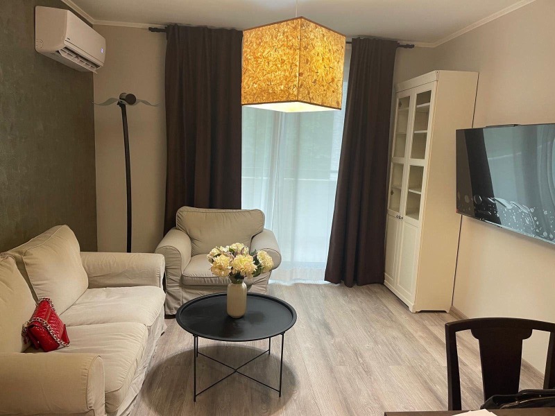 Издаје се  1 спаваћа соба Софија , Изток , 60 м2 | 10503458 - слика [3]